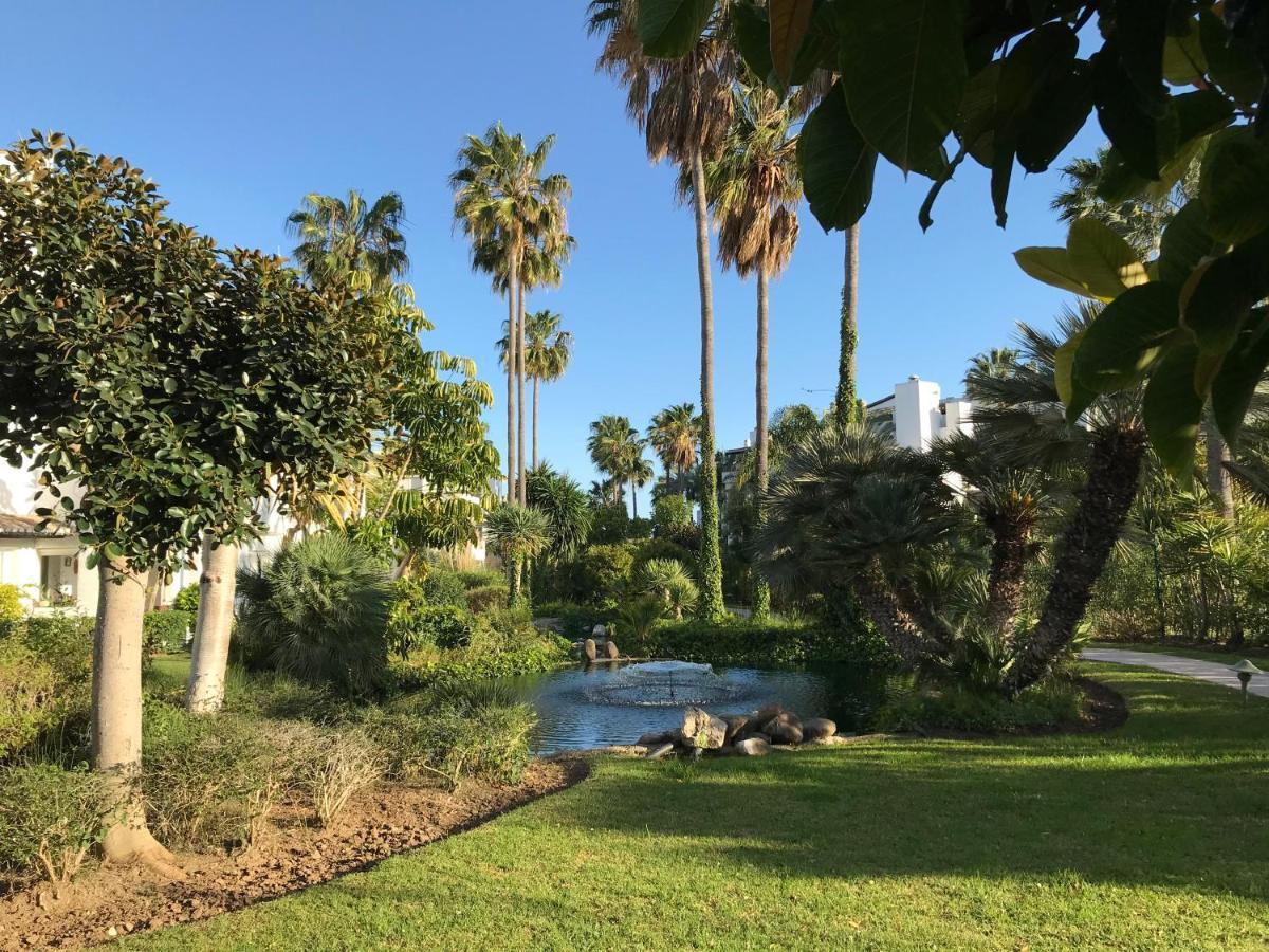 Apartment Costalita, Direct Beach Access, Ground Floor, Salt Water Pool Estepona Exterior foto